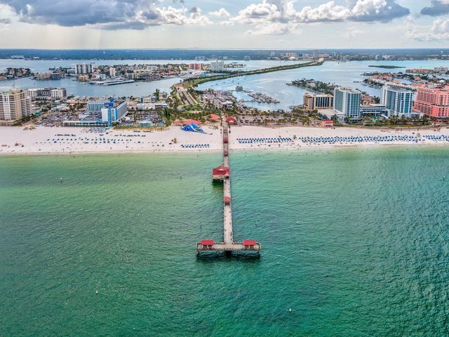 880 MANDALAY AVENUE C613, Clearwater Beach, FL 33767