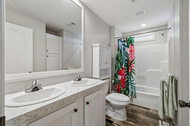 12701 126TH AVENUE 68, Largo, FL 33774