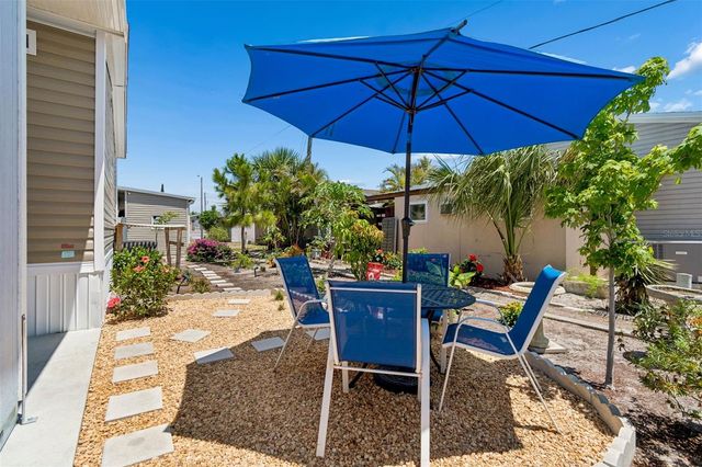12701 126TH AVENUE 68, Largo, FL 33774