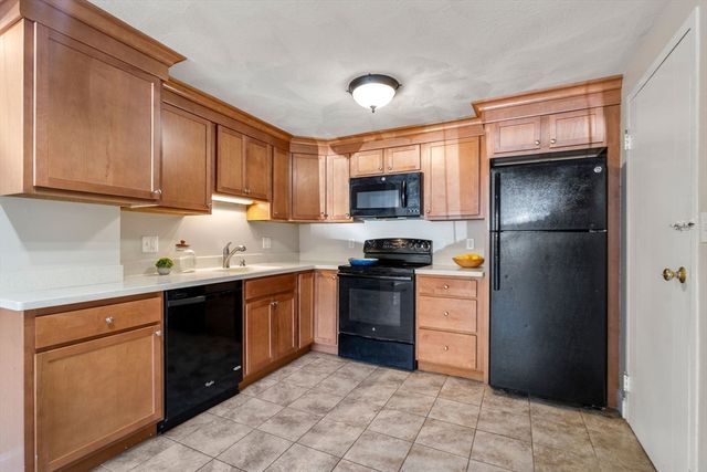 1105 Lexington Street 4-1, Waltham, MA 02451