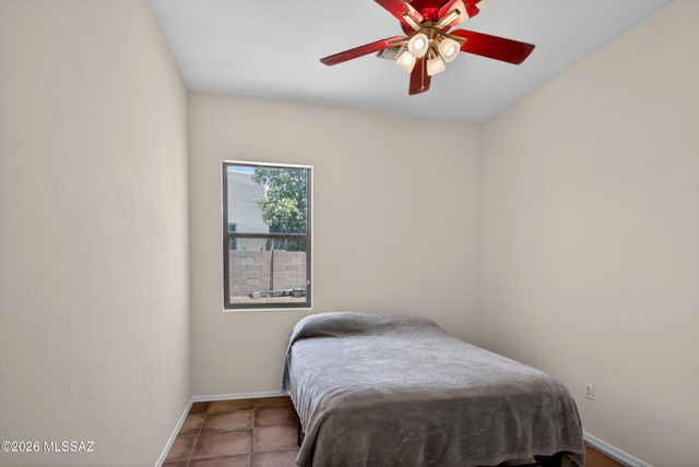 10831 S Heart Break Ridge Place, Vail, AZ 85641