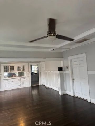 1200 W 39th Place, Los Angeles, CA 90037