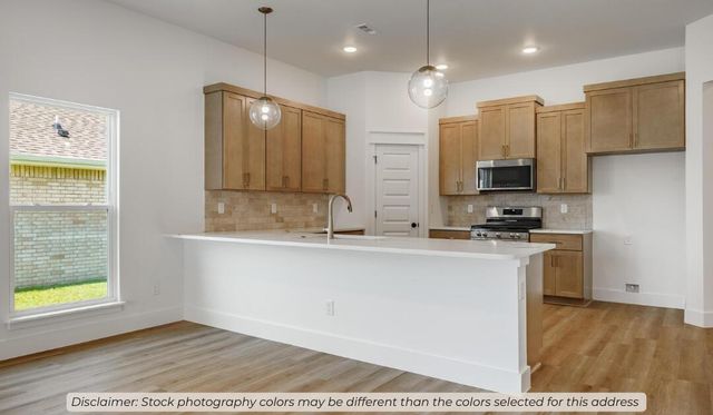 711 Prairie Lane, Carl Junction, MO 64834