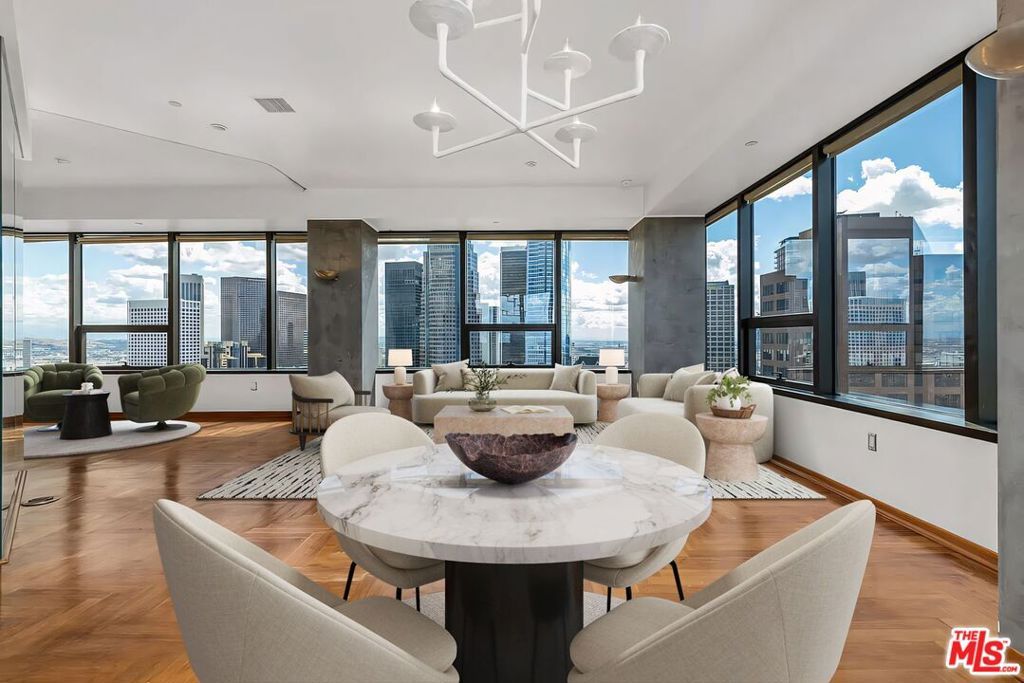 1100 Wilshire Boulevard 2911, Los Angeles, CA 90017
