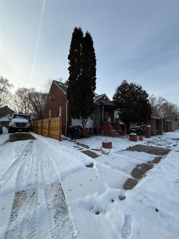 6659 Fischer Street, Detroit, MI 48213