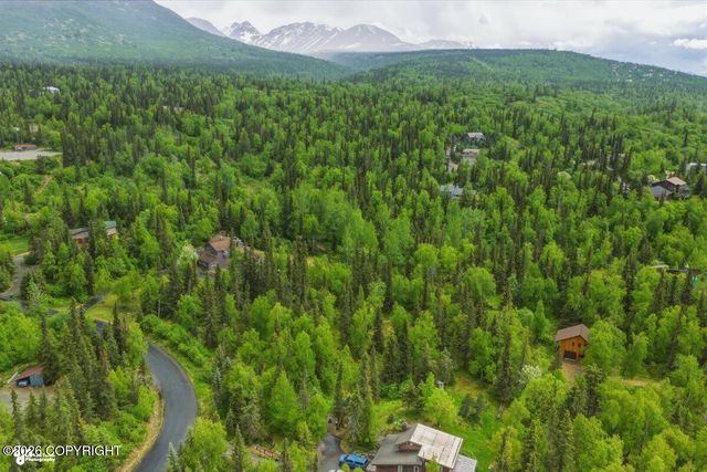 000 Atelier Drive, Anchorage, AK 99507