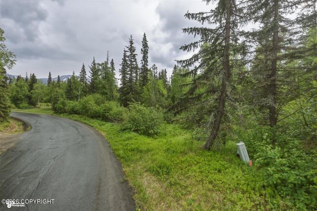 000 Atelier Drive, Anchorage, AK 99507