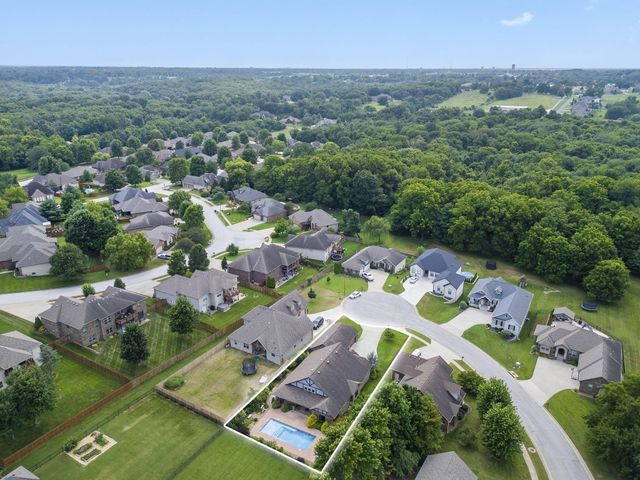 4418 E Kanata Court, Springfield, MO 65802