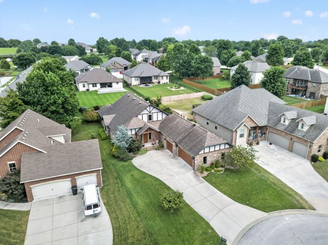 4418 E Kanata Court, Springfield, MO 65802