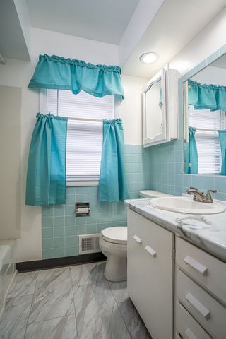 2612 24th Avenue, Rock Island, IL 61201