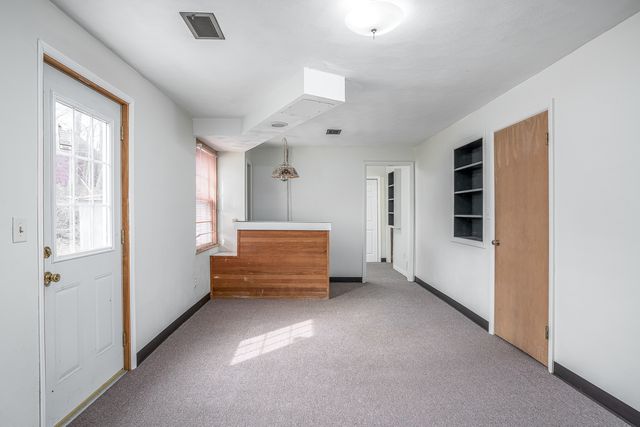 2612 24th Avenue, Rock Island, IL 61201