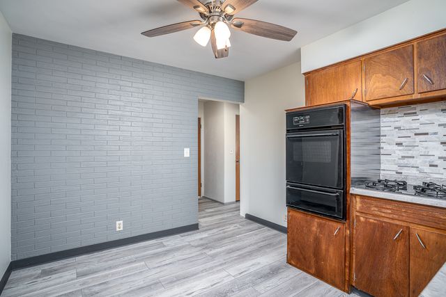 2612 24th Avenue, Rock Island, IL 61201