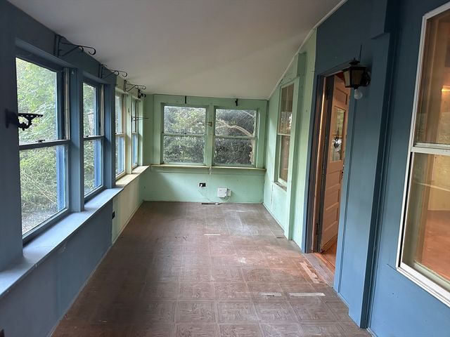 42 Brandt Beach Ave, Mattapoisett, MA 02739