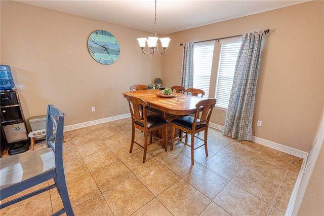 2546 Retta Dr, Corpus Christi, TX 78418