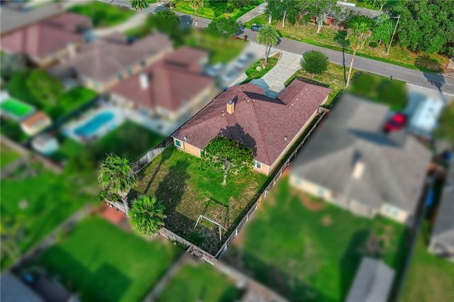 2546 Retta Dr, Corpus Christi, TX 78418