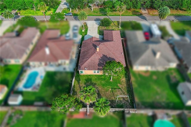2546 Retta Dr, Corpus Christi, TX 78418