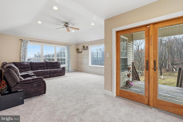 826 BETHLEHEM PIKE, Sellersville, PA 18960