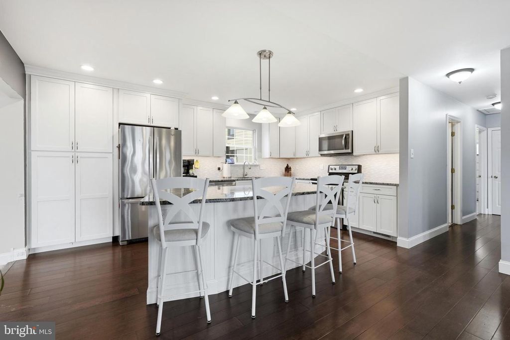 826 BETHLEHEM PIKE, Sellersville, PA 18960