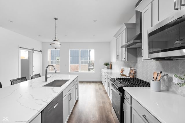 435 Flora Place, Carmel, IN 46290