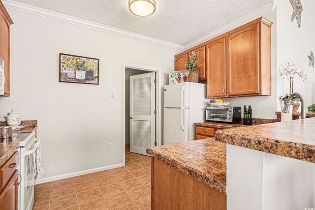 5864 Longwood Dr Unit 304, Murrells Inlet, SC 29576