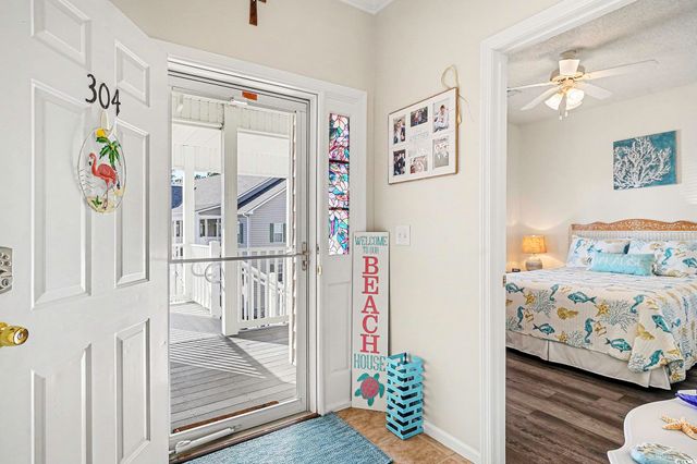 5864 Longwood Dr Unit 304, Murrells Inlet, SC 29576