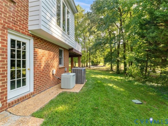 11920 Brookmeade Ct, Glen Allen, VA 23059
