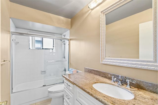 3191 NW 94th Ter, Sunrise, FL 33351