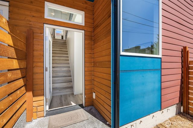 1402 N 95th Street, Seattle, WA 98013