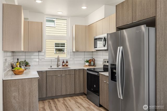 1402 N 95th Street, Seattle, WA 98013