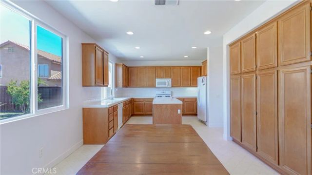 2014 Becket Court, San Jacinto, CA 92583