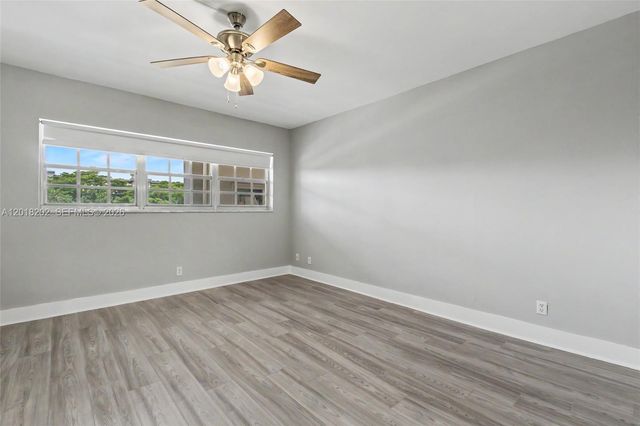 3250 N Palm Aire Drive 406, Pompano Beach, FL 33069