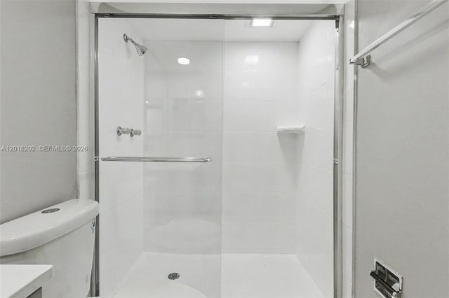 3250 N Palm Aire Drive 406, Pompano Beach, FL 33069