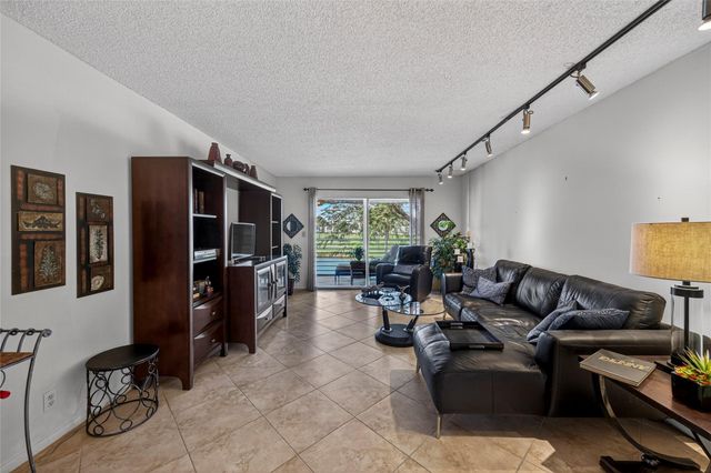 3202 Portofino Pt B2, Coconut Creek, FL 33066