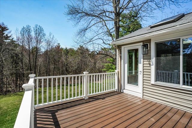 5 Nutfield Drive, Londonderry, NH 03053