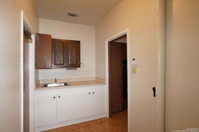 10706 Bar X Trail, Helotes, TX 78023