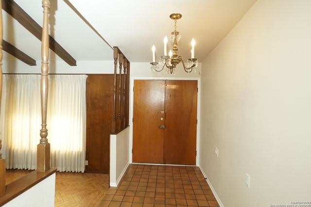 10706 Bar X Trail, Helotes, TX 78023