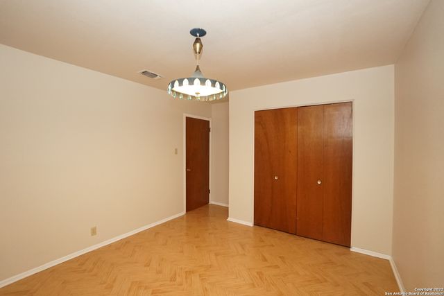 10706 Bar X Trail, Helotes, TX 78023