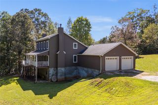 621 Burns Mill Road, West Union, SC 29696