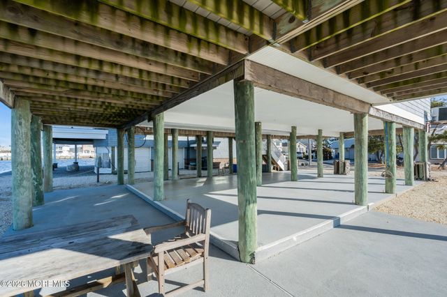 351 W Bayview Drive, Lavallette, NJ 08735