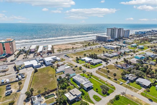 133 Park Ave, Daytona Beach, FL 32118