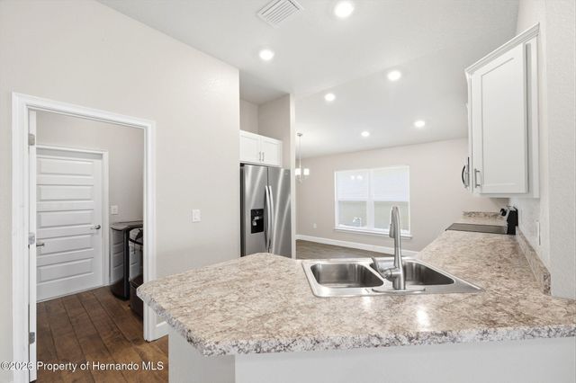 5524 Ocean Breeze Drive, Spring Hill, FL 34609