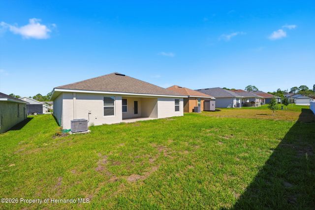 5524 Ocean Breeze Drive, Spring Hill, FL 34609