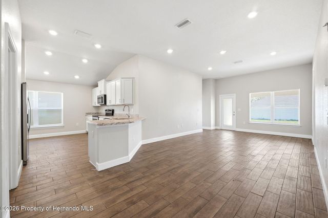 5524 Ocean Breeze Drive, Spring Hill, FL 34609