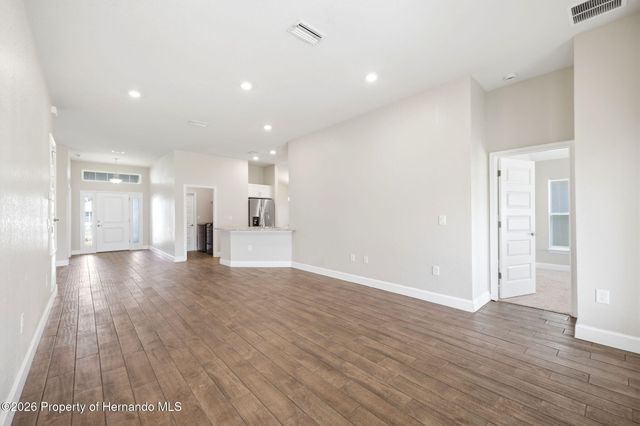 5524 Ocean Breeze Drive, Spring Hill, FL 34609