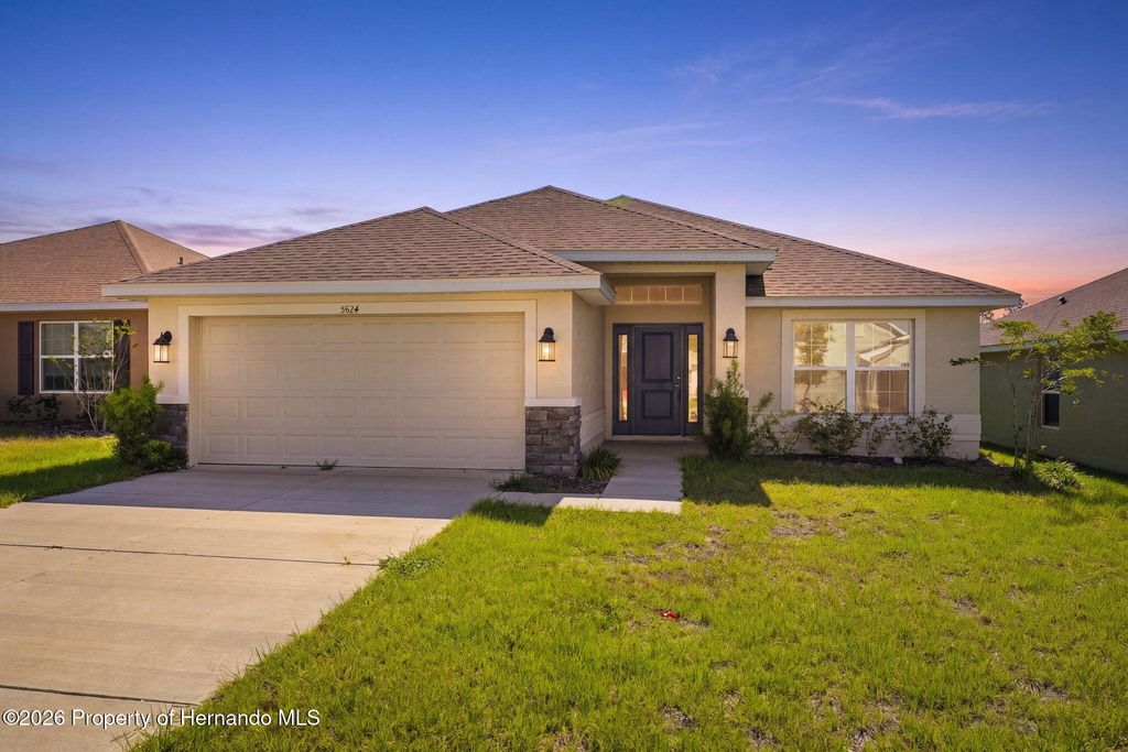 5524 Ocean Breeze Drive, Spring Hill, FL 34609