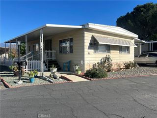 332 N Lyon 68, Hemet, CA 92543
