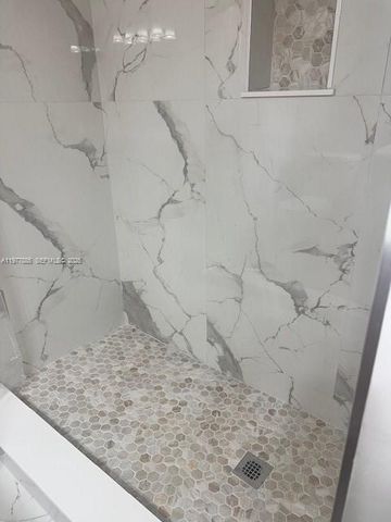 709 Gardens Dr 102, Pompano Beach, FL 33069