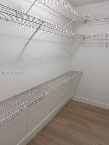 709 Gardens Dr 102, Pompano Beach, FL 33069