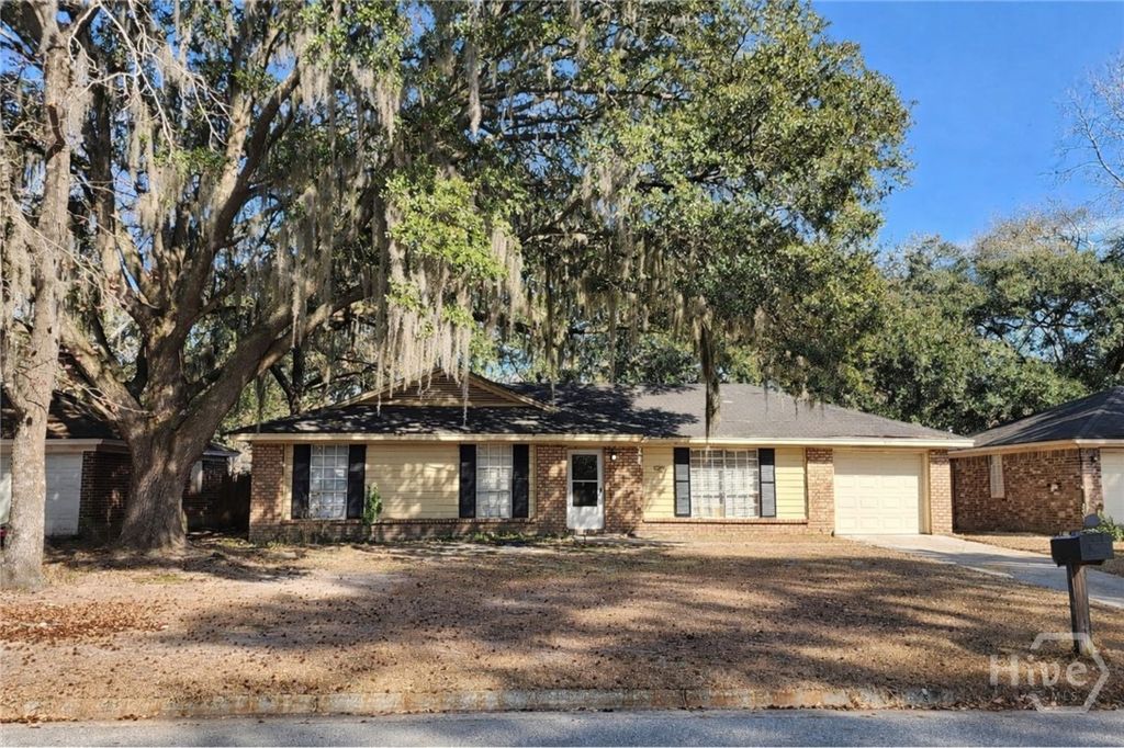 122 Westminister Drive, Savannah, GA 31419
