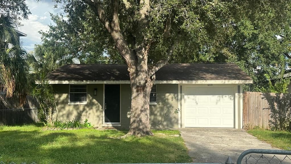 6715 RIVER ROAD, Tampa, FL 33615